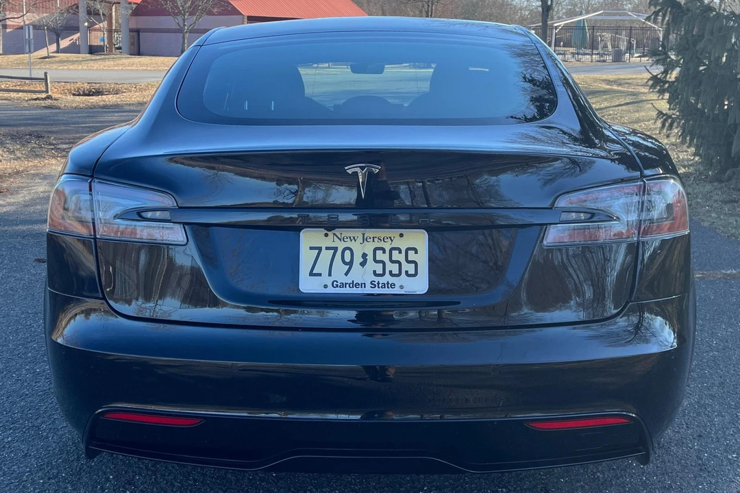 2021 Tesla Model S - Image 5 of 31