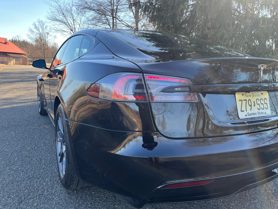 2021 Tesla Model S - Image 21 of 31