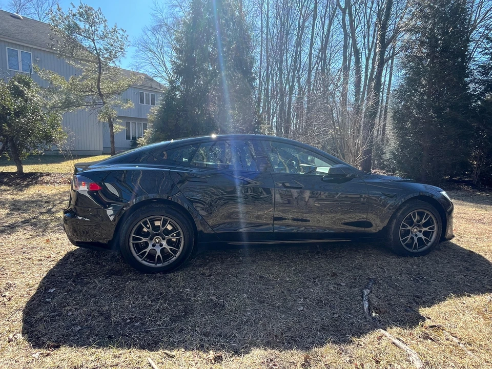 2021 Tesla Model S - Image 14 of 31