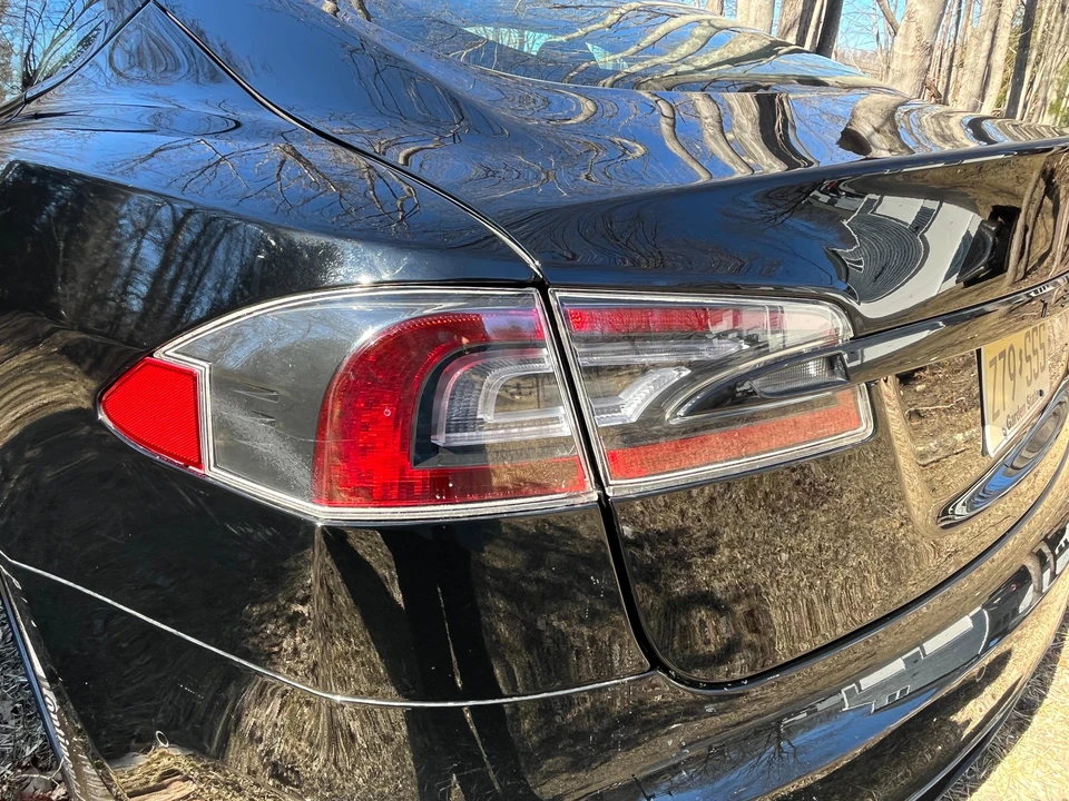 2021 Tesla Model S - Image 22 of 31
