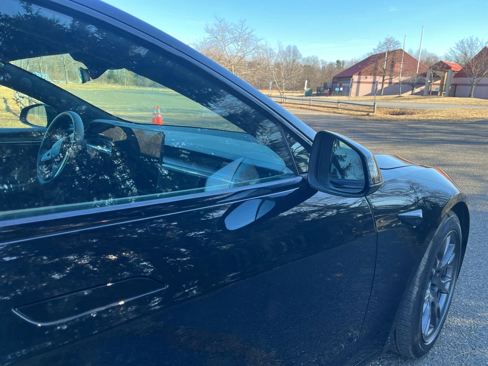 2021 Tesla Model S - Image 26 of 31