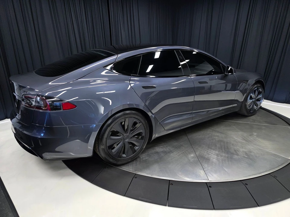 2021 Tesla Model S - Image 12 of 21
