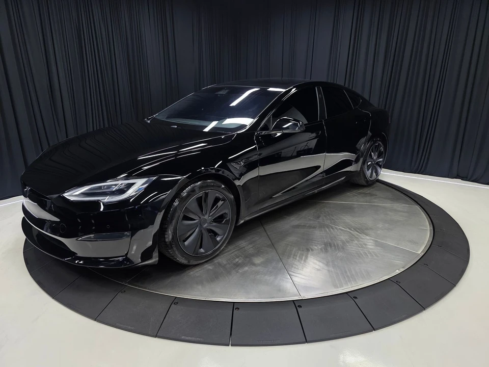 2021 Tesla Model S - Image 9 of 12