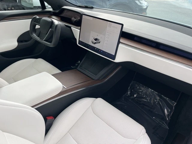 2021 Tesla Model S - Image 18 of 20