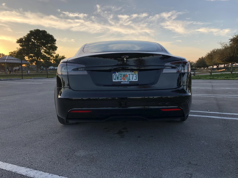 2021 Tesla Model S - Image 19 of 31