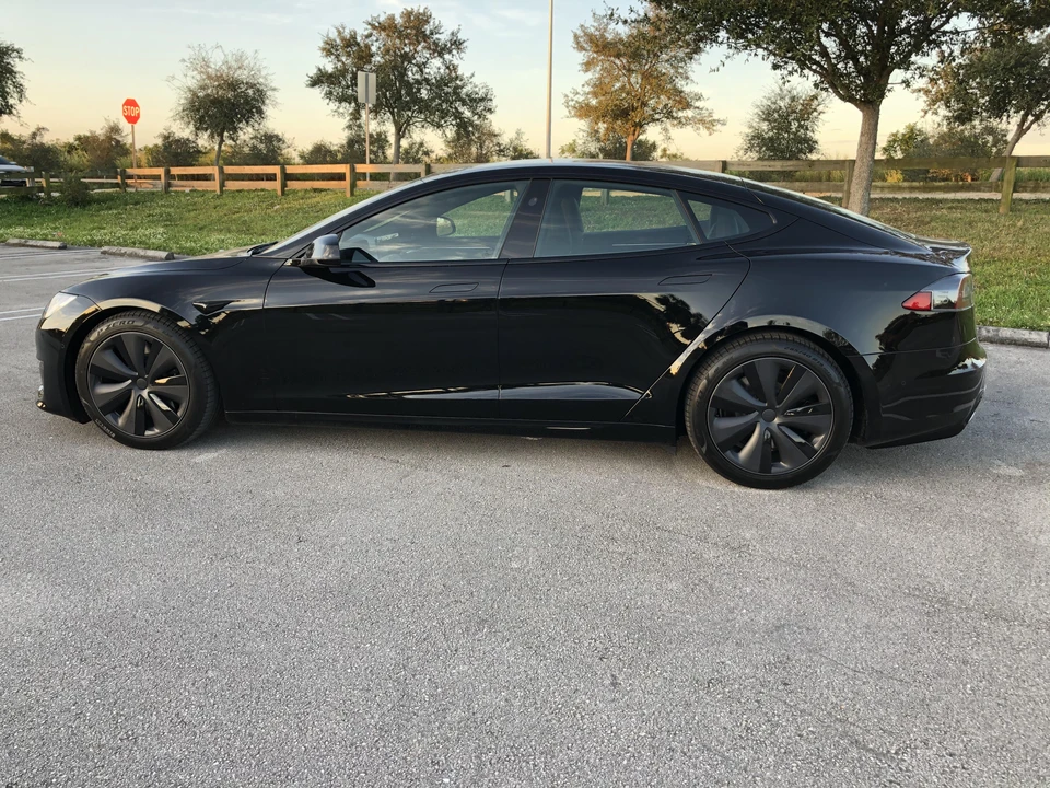 2021 Tesla Model S - Image 13 of 31