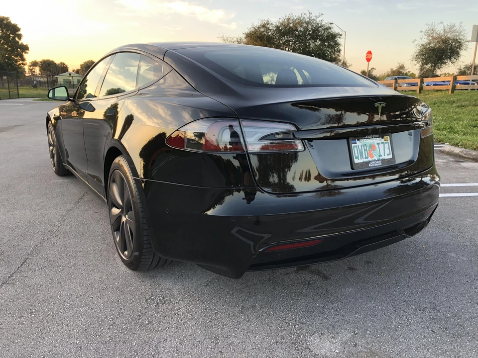 2021 Tesla Model S - Image 17 of 31
