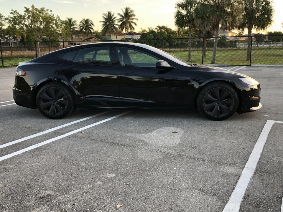 2021 Tesla Model S - Image 23 of 31