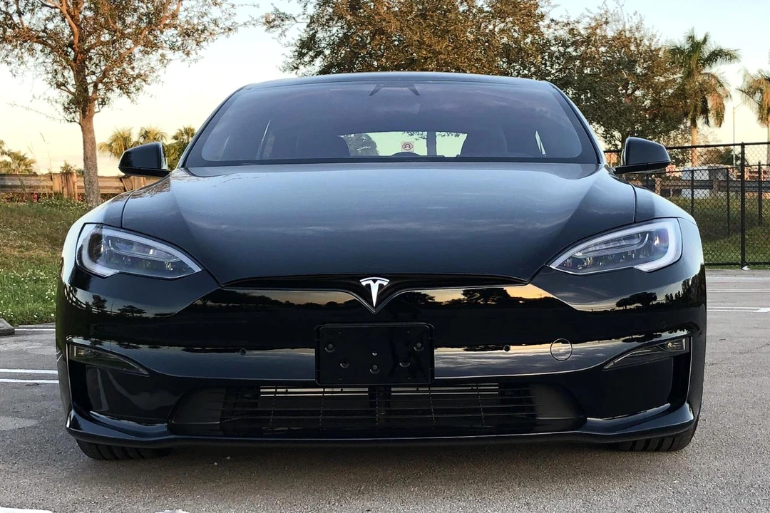 2021 Tesla Model S - Image 2 of 31