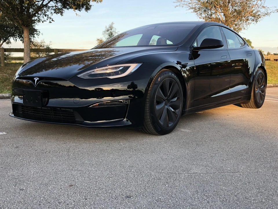 2021 Tesla Model S - Image 11 of 31