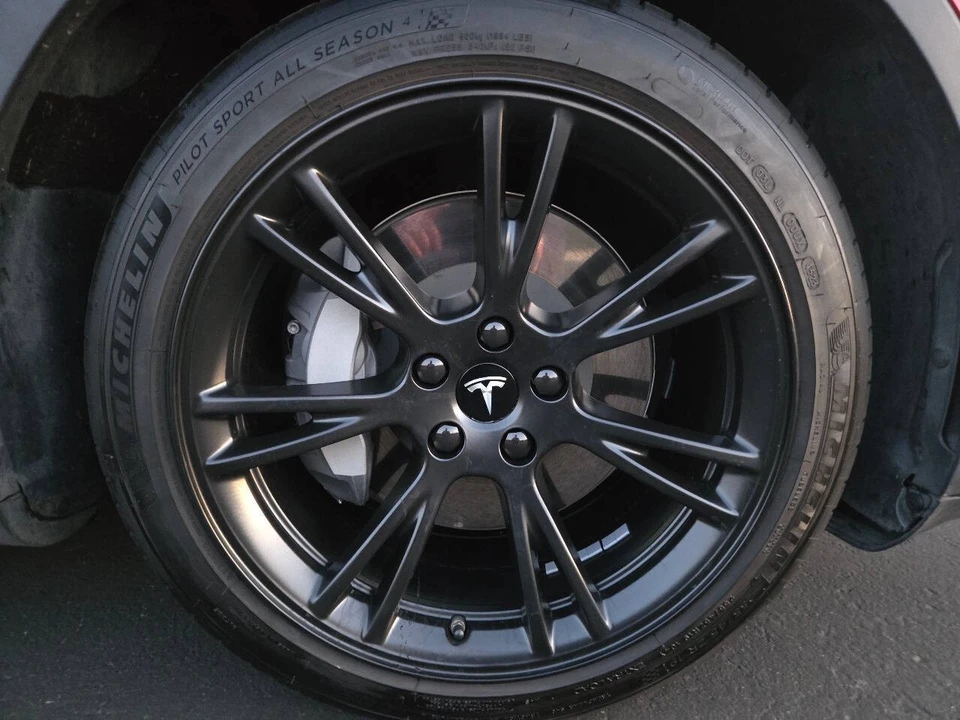2021 Tesla Model S - Image 18 of 21