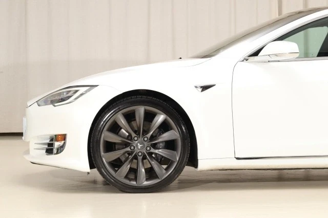 2021 Tesla Model S - Image 2 of 21