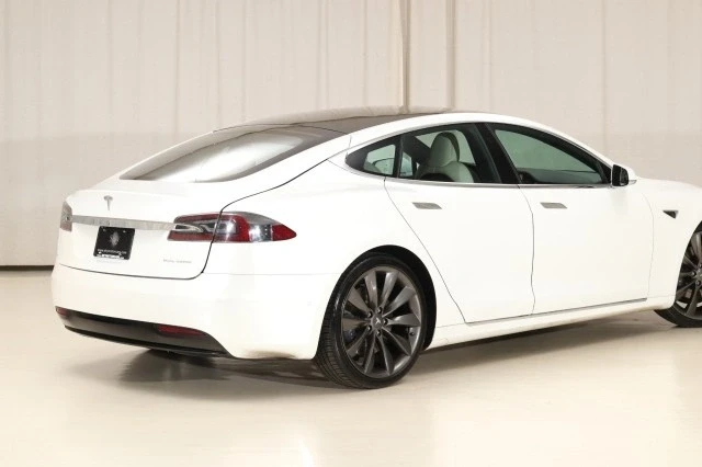 2021 Tesla Model S - Image 18 of 21
