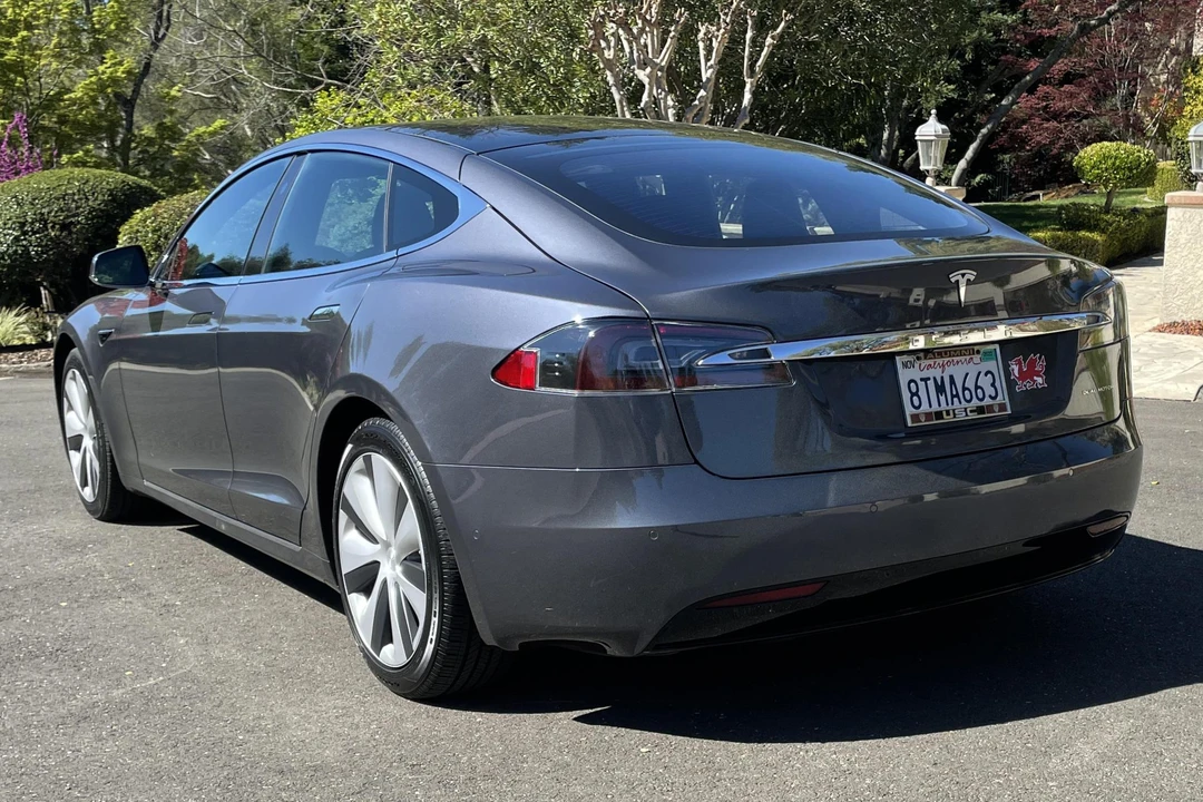 2021 Tesla Model S - Image 11 of 16