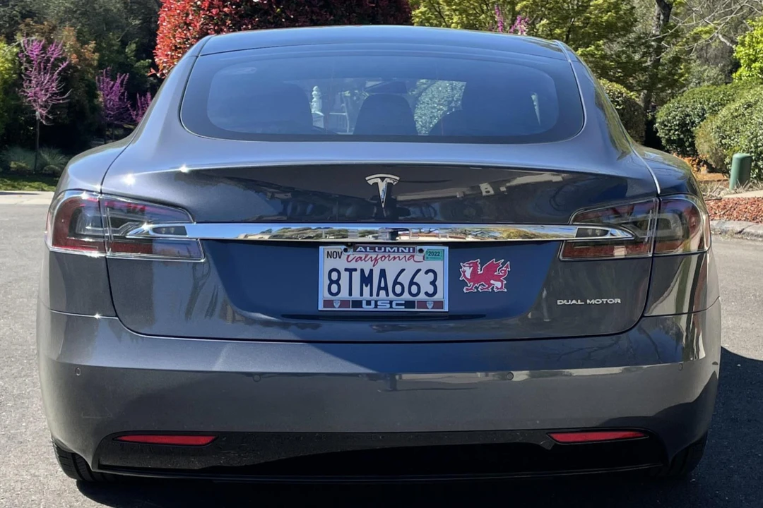 2021 Tesla Model S - Image 5 of 16