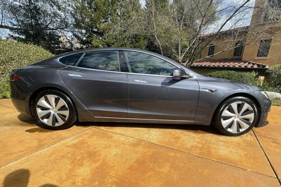 2021 Tesla Model S - Image 14 of 16