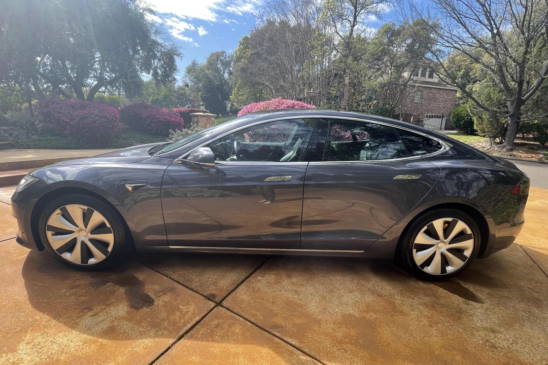 2021 Tesla Model S - Image 8 of 16