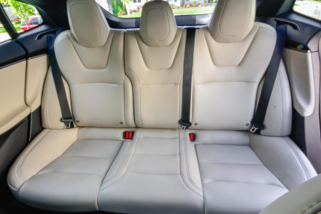 2021 Tesla Model S - Image 27 of 31