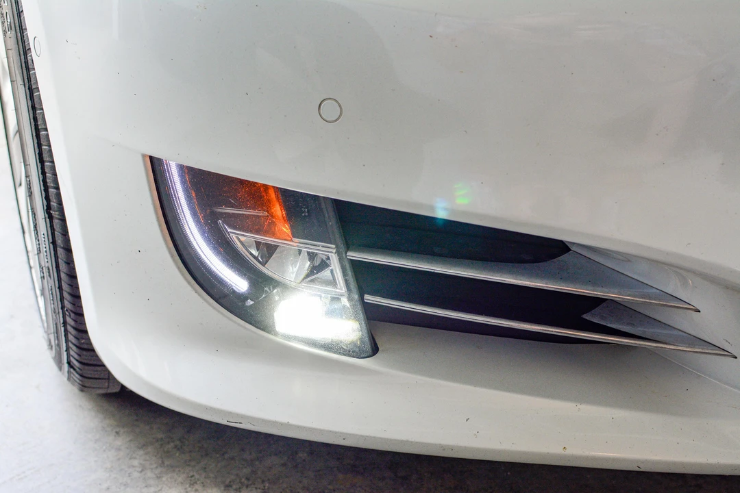 2021 Tesla Model S - Image 10 of 31