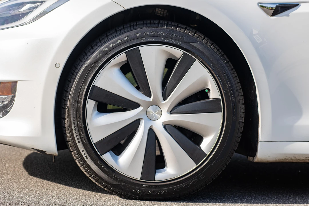 2021 Tesla Model S - Image 21 of 31