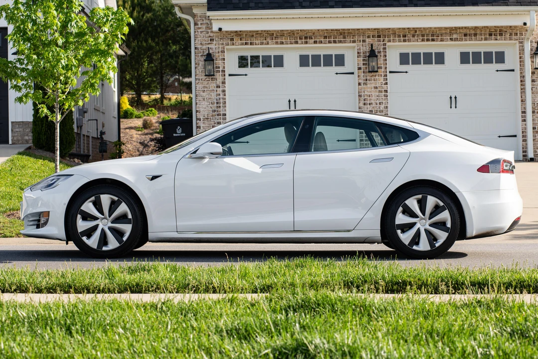 2021 Tesla Model S - Image 3 of 31