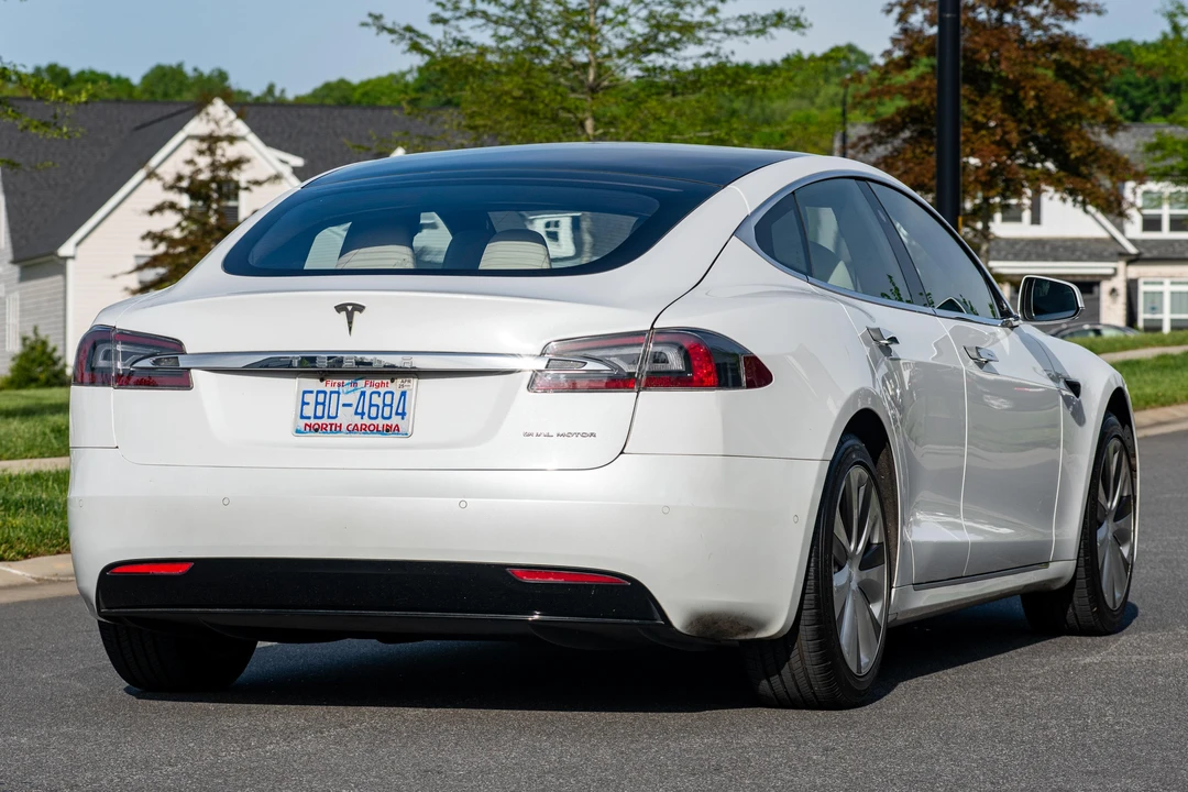 2021 Tesla Model S - Image 4 of 31