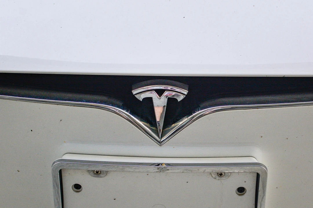 2021 Tesla Model S - Image 12 of 31