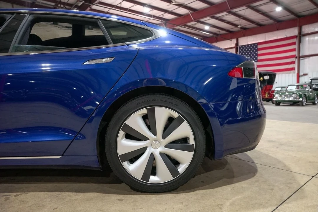 2021 Tesla Model S - Image 5 of 12