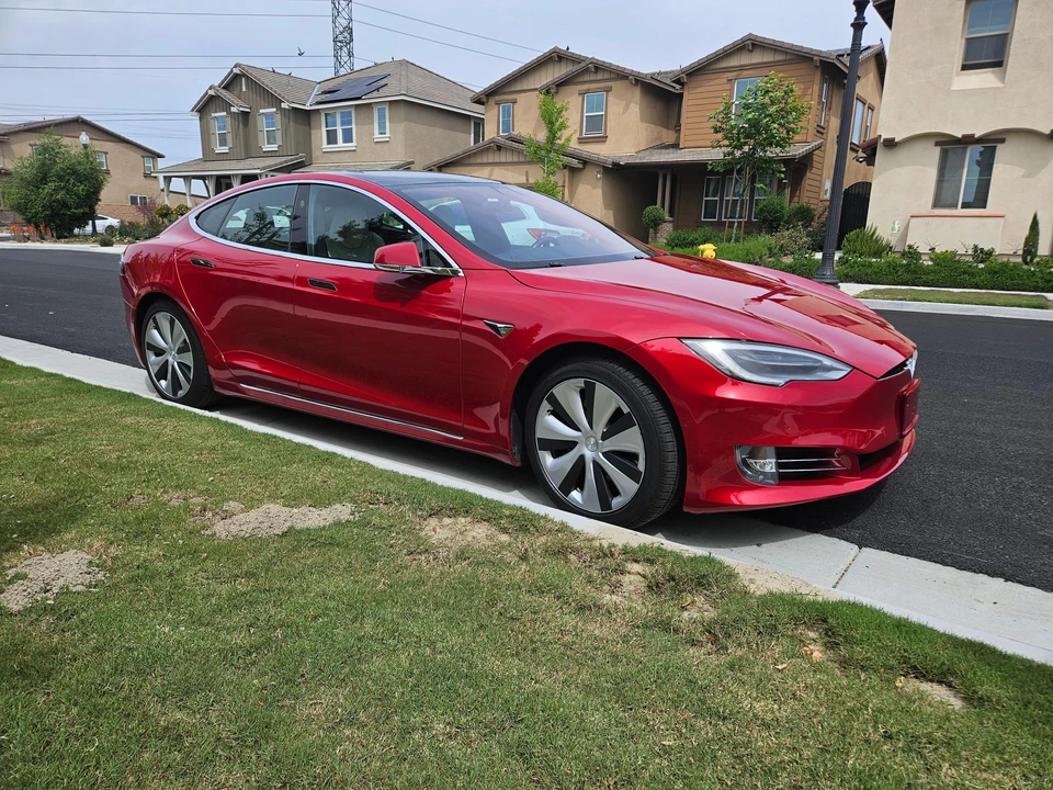 2021 Tesla Model S - Image 21 of 31