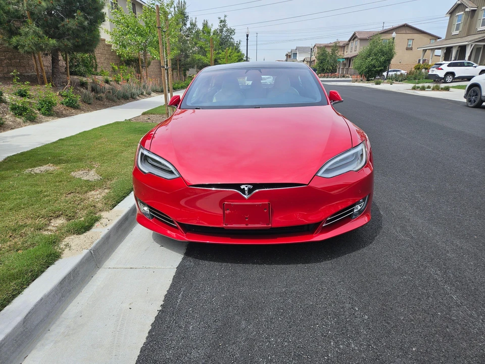 2021 Tesla Model S - Image 7 of 31