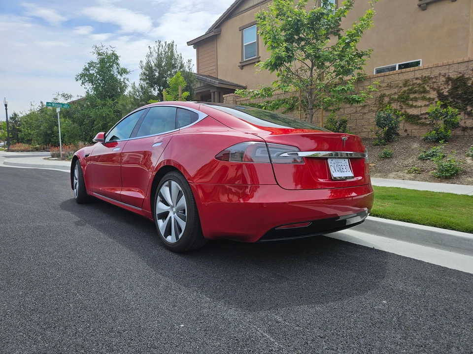 2021 Tesla Model S - Image 13 of 31