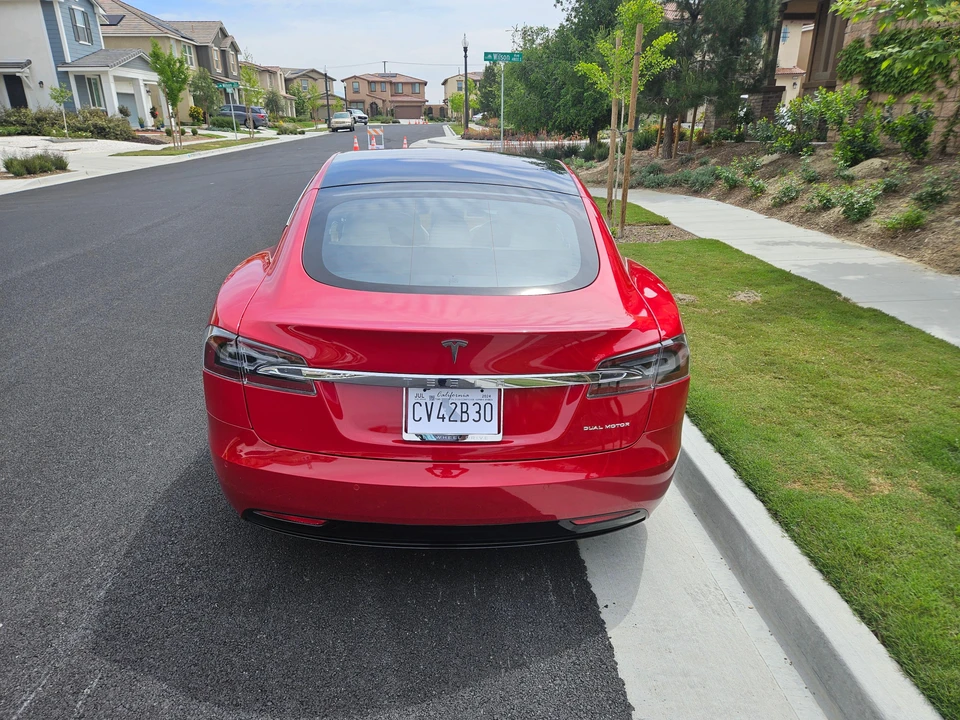 2021 Tesla Model S - Image 15 of 31