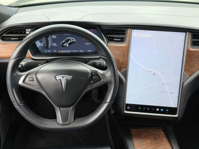 2021 Tesla Model S - Image 10 of 21