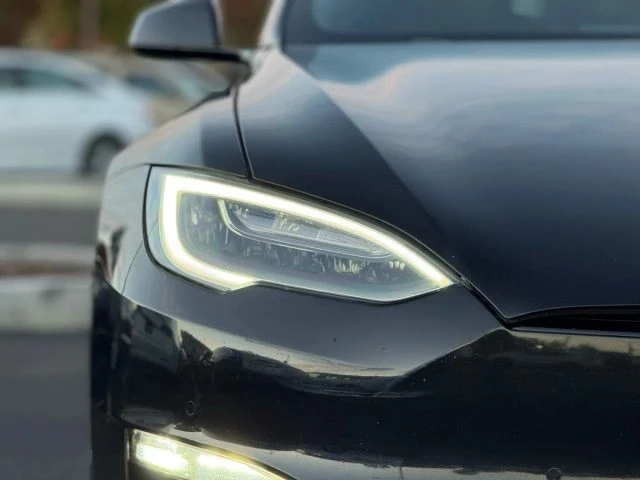 2021 Tesla Model S - Image 6 of 12