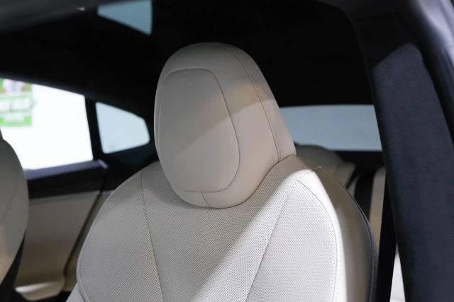 2021 Tesla Model S - Image 9 of 21