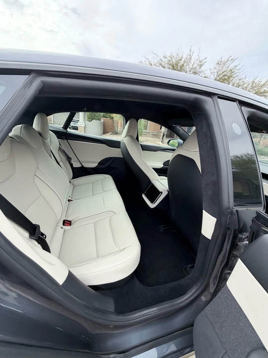 2021 Tesla Model S Plaid - Image 6 of 11