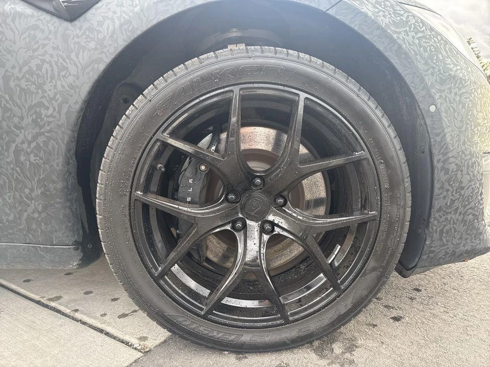 2021 Tesla Model S Plaid - Image 10 of 27