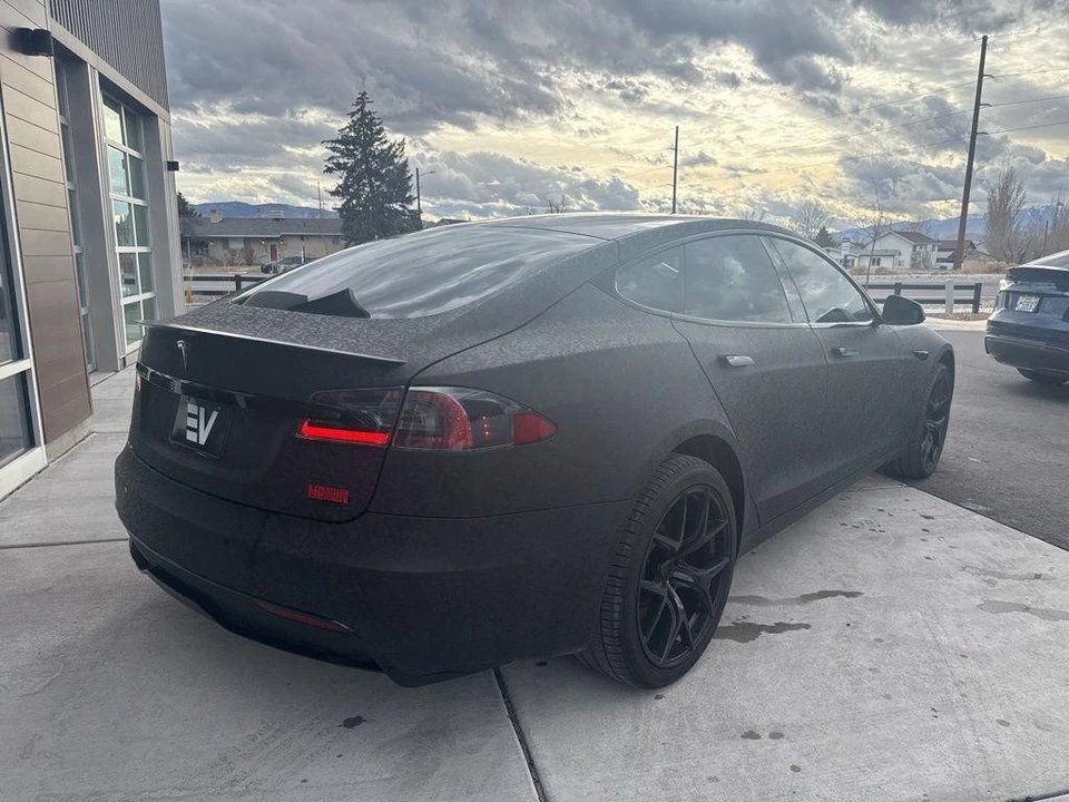 2021 Tesla Model S Plaid - Image 8 of 21