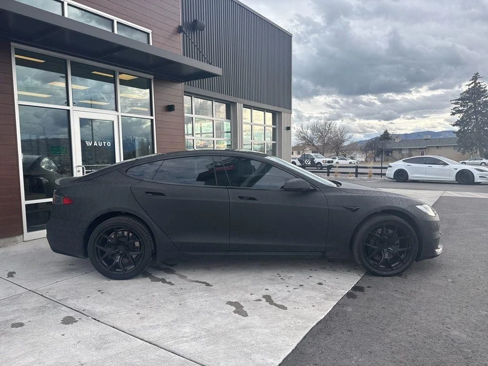 2021 Tesla Model S Plaid - Image 9 of 27