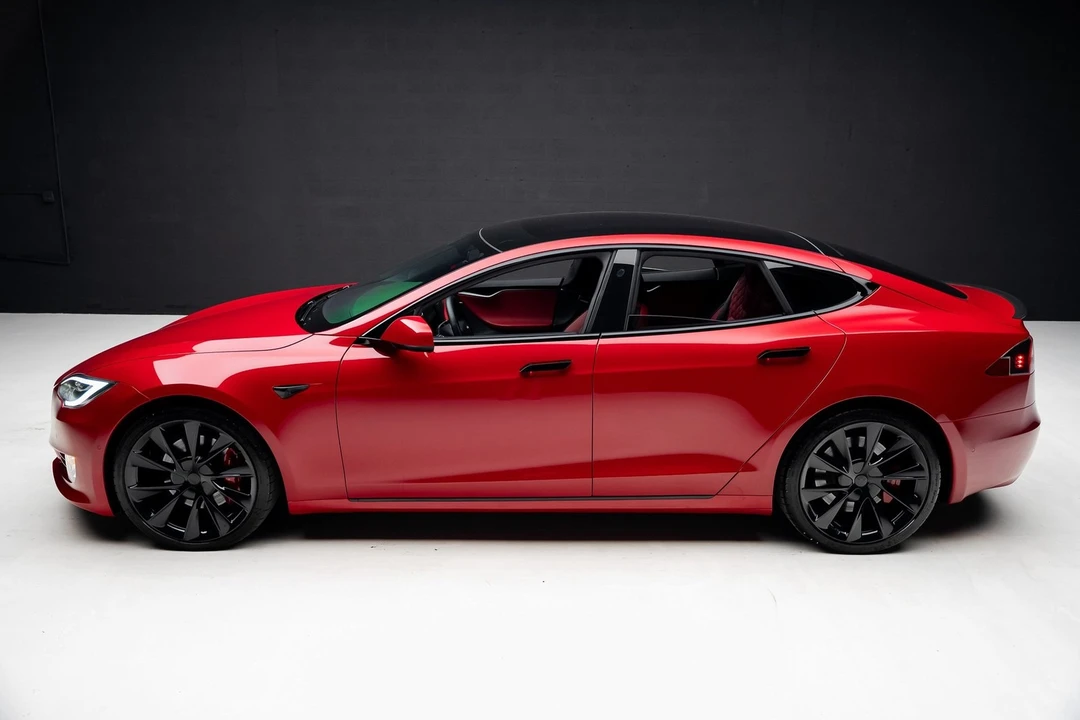 2021 Tesla Model S Plaid - Image 15 of 21