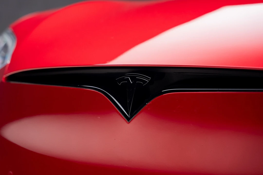 2021 Tesla Model S Plaid - Image 12 of 21