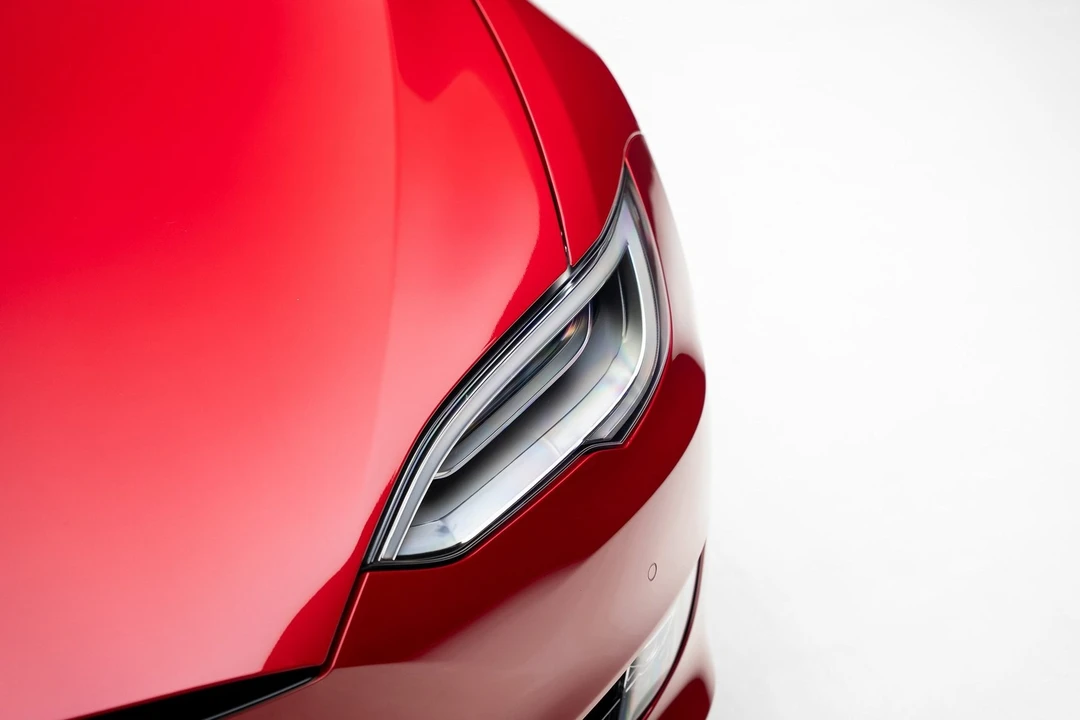 2021 Tesla Model S Plaid - Image 10 of 21