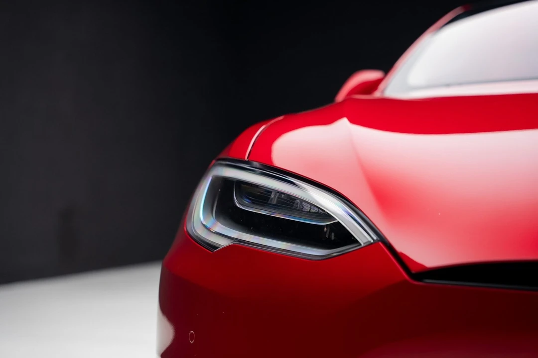 2021 Tesla Model S Plaid - Image 8 of 21