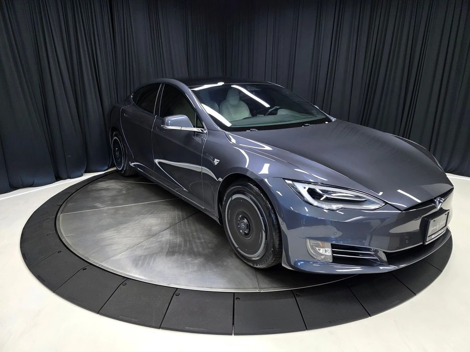 2021 Tesla Model S Plaid - Image 6 of 21