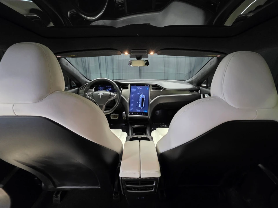 2021 Tesla Model S Plaid - Image 2 of 21