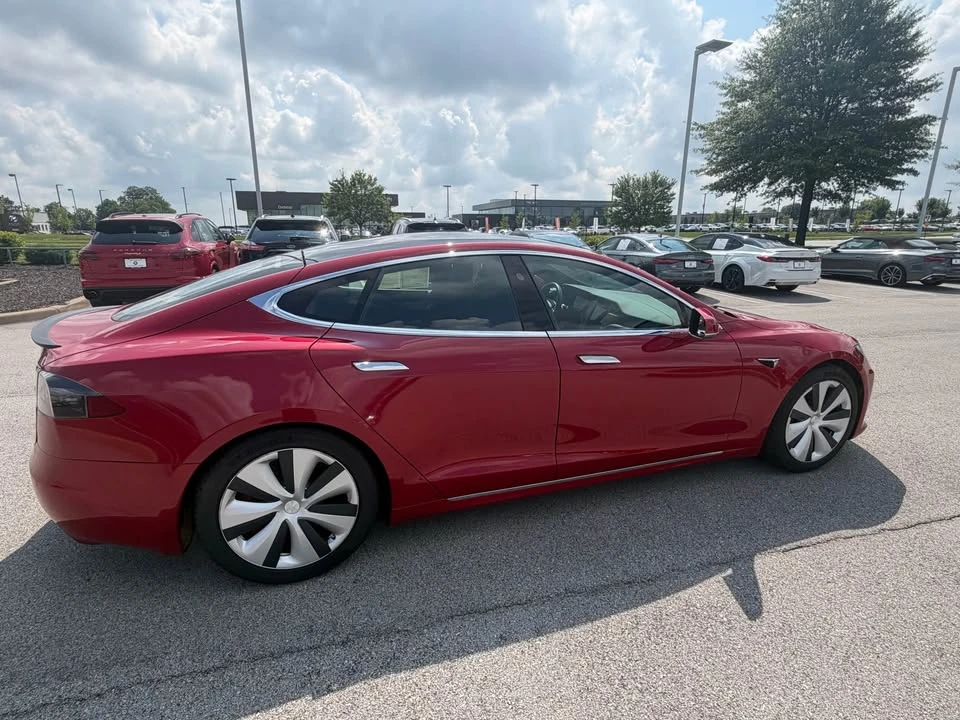 2021 Tesla Model S Plaid - Image 4 of 8