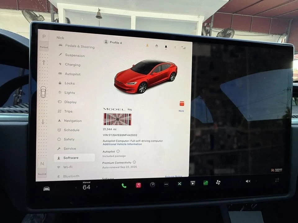 2021 Tesla Model S Plaid - Image 15 of 20