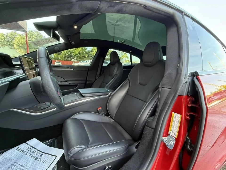 2021 Tesla Model S Plaid - Image 11 of 20