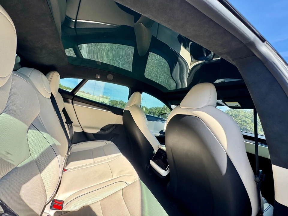 2021 Tesla Model S Plaid - Image 18 of 21