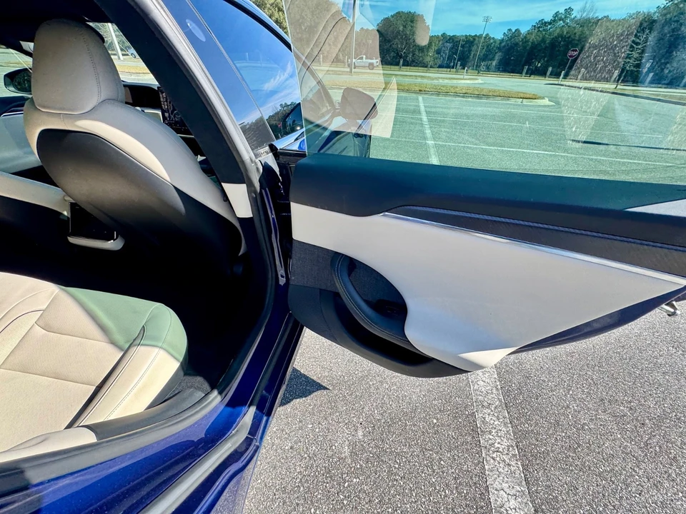 2021 Tesla Model S Plaid - Image 21 of 21